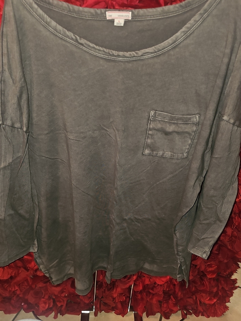 GAP Women's Washed Charcoal Gray Long-Sleeve Pocket Tee Size Large